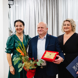 Zväčšiť fotografiu - Ocenenie pre tých, ktorí svojou prácou budujú lepšiu spoločnosť - TSK_oceňovanie_zdravotníci_sociálnici_mini (106 of 116)