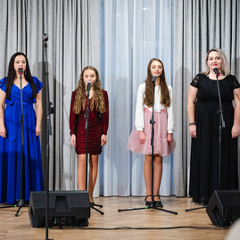 Zväčšiť fotografiu - Ocenenie pre tých, ktorí svojou prácou budujú lepšiu spoločnosť - TSK_oceňovanie_zdravotníci_sociálnici_mini (10 of 116)