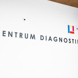 Zväčšiť fotografiu - Pacientom s bolesťami chrbta pomôžu vďaka špeciálnej terapii - 20220126_PB_diagnosticke_centrum_005w