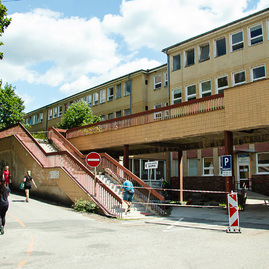 Zväčšiť fotografiu - Pacientov budú vítať vynovené vstupy - TSK_NsP PB_schody_mini (11 of 52)