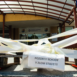 Zväčšiť fotografiu - Pacientov budú vítať vynovené vstupy - TSK_NsP PB_schody_mini (19 of 52)