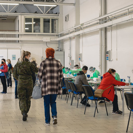 Zväčšiť fotografiu - Cez víkend župa pfizerom zaočkovala 6437 osôb - Tsk kvoc tn 27.3.-62