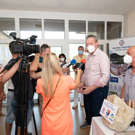 Zväčšiť fotografiu - Považskobystrická nemocnica bude mať nové pôrodné sály - 20220627_TSK_046w