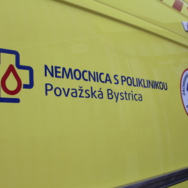 Zväčšiť fotografiu - Považskobystrická nemocnica prevádzkuje vlastnú ambulanciu záchrannej zdravotnej služby - IMG_0644