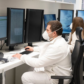 Zväčšiť fotografiu - Považskobystrická nemocnica vstúpila do novej éry - 20220126_PB_diagnosticke_centrum_031w