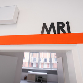 Zväčšiť fotografiu - Považskobystrická nemocnica vstúpila do novej éry - TSK_Diagnostické centrum NsP PB_mini-43