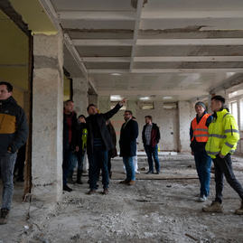 Zväčšiť fotografiu - Práce na oaim v bojnickej nemocnici opäť pokračujú - 20230118_TSK_130w