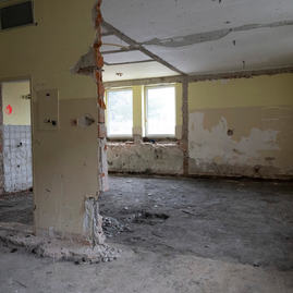 Zväčšiť fotografiu - Práce na oaim v bojnickej nemocnici opäť pokračujú - 20230118_TSK_137w