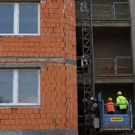 Práce na rekonštrukcii monobloku a inžinierskych sietí v bojnickej nemocnici pokračujú podľa harmonogramu. - 20170505_PD_TSK_foto_Radovan_Stoklasa_0188w