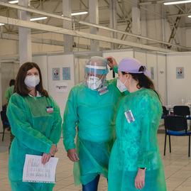 Zväčšiť fotografiu - Pre nedostatok vakcín župa nemôže naplno využívať svoje očkovacie centrá - TSK_KVOC_TN_27.3.-36