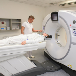 Zväčšiť fotografiu - Pred 60 rokmi otvorili v bojniciach nemocnicu - CT pracovisko