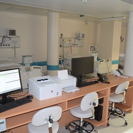 Zväčšiť fotografiu - Pred 60 rokmi otvorili v bojniciach nemocnicu - zdroj nsp pd lozkova cast + sestry