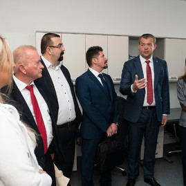 Pripravovaná stratifikácia župné nemocnice neohrozí. práve naopak, mohla by pomôcť ich rozvoju. - 20181015_BOJNICE_NsP_ministerka_Kalavska_002w