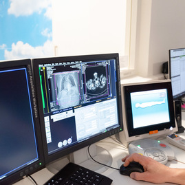 Zväčšiť fotografiu - S novým rozdelením nemocníc župa nesúhlasí, žiadať bude zmeny - NSP_PB_diagnosticke_centrum_pacienti_mini-5