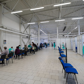 Zväčšiť fotografiu - Trenčianska župa bude opäť očkovať janssenom - TSK_VKOC TN_22_05-1