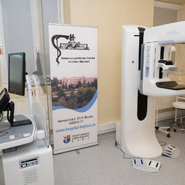 Zväčšiť fotografiu - Urgentný príjem v bojnickej nemocnici naberá reálne kontúry - 20210908_TSK__250w