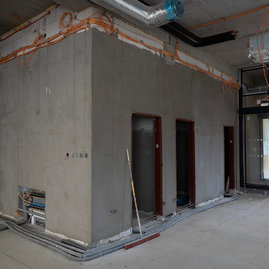 Zväčšiť fotografiu - Urgentný príjem v bojnickej nemocnici naberá reálne kontúry - 20210908_TSK__275w