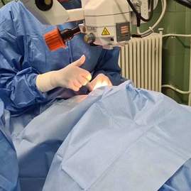 Zväčšiť fotografiu - V považskobystrickej nemocnici ako tretí na slovensku implementovali najnovšiu umelú šošovku - received_536244024011131