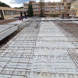 Zväčšiť fotografiu - V považskobystrickej nemocnici napreduje výstavba moderného diagnostického centra - 20201008_141431