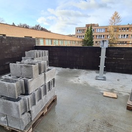 Zväčšiť fotografiu - V považskobystrickej nemocnici napreduje výstavba moderného diagnostického centra - 20201120_101225