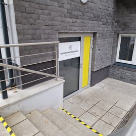 Zväčšiť fotografiu - V trenčíne pribudla moderná magnetická rezonancia - 20231023_094619