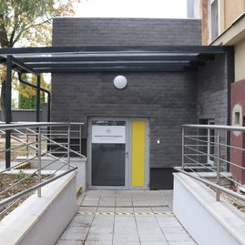 Zväčšiť fotografiu - V trenčíne pribudla moderná magnetická rezonancia - IMG_8296