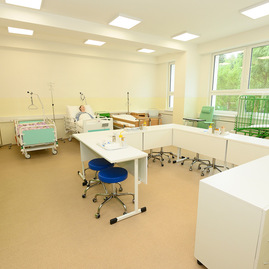 Zväčšiť fotografiu - Župa bojuje o možnosť modernizovať bojnickú nemocnicu z fondu spravodlivej transformácie - 20190902_PD_SZS_080w