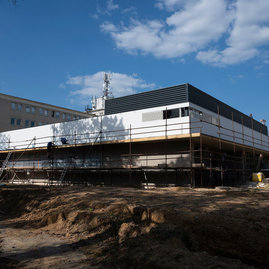 Zväčšiť fotografiu - Župa bojuje o možnosť modernizovať bojnickú nemocnicu z fondu spravodlivej transformácie - 20210908_TSK__257w