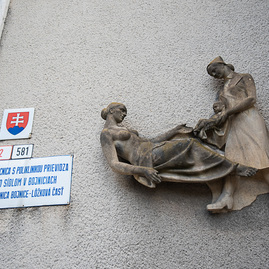 Zväčšiť fotografiu - Župa bojuje o možnosť modernizovať bojnickú nemocnicu z fondu spravodlivej transformácie - TSK_NsP_Bojnice_Heger_mini__2_of_34_