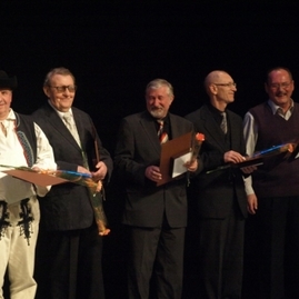 Horná nitra slávnostne poctila šíriteľov kultúry - Kultura10-2009-oceneni2-cena-za-osob.prinos-k-rozvoju-kultury-hn
