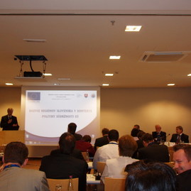 Ubudne byrokracie pri čerpaní eurofondov? - Konferencia o rozvoji regionov ba maj 2011