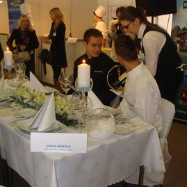 Úspechy našich stredoškolákov na danubius  gastro 2013 - Dg denisa buckova resize