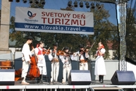 Ešte dúšok leta - oslavy svetového dňa turizmu - Hudobnici-z-fs-maly-vtacnik