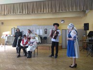Aj v mesiaci lásky sa viac ako 140 vedomostichtivých seniorov stretlo na seminári akadémie tretieho veku - IMG_20180509_141050_BURST1
