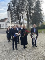 Zväčšiť fotografiu - Alexander dubček zomrel pred 30 rokmi - 1
