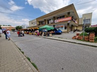 Zväčšiť fotografiu - Cez víkend sa prestrihávali pásky i oslavovali výročnice - 20230826_104019