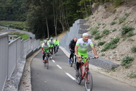 Cyklistickú bodku za dod tsk 2018 dali trenčiansky župan a hejtman zlínskeho kraja priateľskou jazdou po druhom dokončenom úseku vážskej cyklomagistrály - IMG_6301
