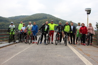 Cyklistickú bodku za dod tsk 2018 dali trenčiansky župan a hejtman zlínskeho kraja priateľskou jazdou po druhom dokončenom úseku vážskej cyklomagistrály - IMG_6329
