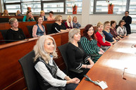 Zväčšiť fotografiu - Ďakovalo sa aj ženám na župnom úrade - 20200309_TSK_MDZ_008w