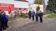 Zväčšiť fotografiu - Defibrilátory s poradovými číslami 53 a 54 odovzdané, ku koncu sa blíži aj mesiac úcty k starším - 20221023_110141