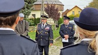 Zväčšiť fotografiu - Defibrilátory s poradovými číslami 53 a 54 odovzdané, ku koncu sa blíži aj mesiac úcty k starším - 20221023_111032