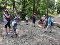 Zväčšiť fotografiu - Detský týždeň v považskobystrickom zariadení sociálnych služieb bystričan - Lesopark