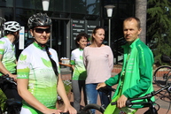 Zväčšiť fotografiu - Do práce na bicykli bude v župných farbách jazdiť rekordných 40 zamestnancov - IMG_0452