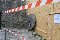 Zväčšiť fotografiu - Do trenčianskeho hradu prúdia miliónové investície