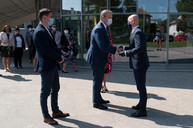 Zväčšiť fotografiu - Do trenčianskeho kraja výjazdovo zavítal minister školstva sr - 20200519_TSK_minister_Grohling_001_007w