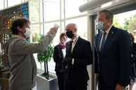 Zväčšiť fotografiu - Do trenčianskeho kraja výjazdovo zavítal minister školstva sr - 20200519_TSK_minister_Grohling_001_011w