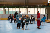 Zväčšiť fotografiu - Dve veľkokapacitné krajské očkovacie centrá, dva očkovacie dni a viac ako 4 100 zaočkovaných - TSK_VKOC PD otvorenie_web (118)
