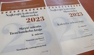 Zväčšiť fotografiu - Dvojnásobné striebro pre kalendáre župy - IMG_6629_1
