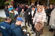 Zväčšiť fotografiu - Električka na sviatok opäť vyjde na koľaje - Zmensene_trojkralova_2023__42_