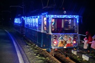 Zväčšiť fotografiu - Električka na sviatok opäť vyjde na koľaje - Zmensene_trojkralova_2023__75_